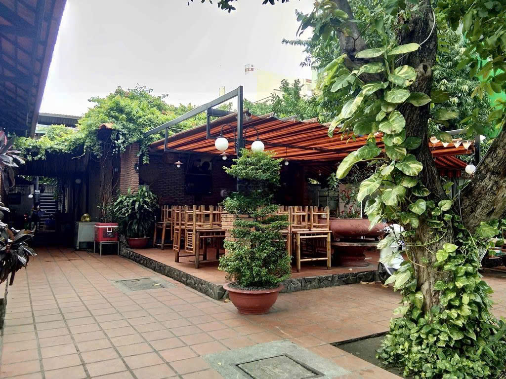 Cho thuê nhà mặt tiền đường Nguyễn Trọng Tuyển quận Phú Nhuận