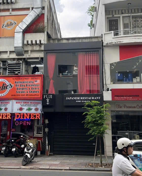 Cho thuê nhà mặt tiền đường Pasteur Quận 1