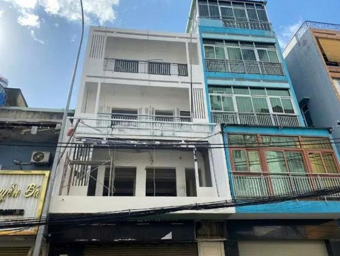 Cho thuê nhà mặt tiền đường Phạm Văn Hai quận Tân Bình