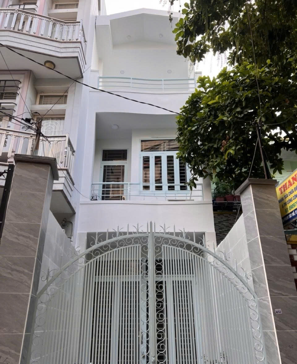 Cho thuê nhà mặt tiền đường Phan Tây Hồ quận Phú Nhuận