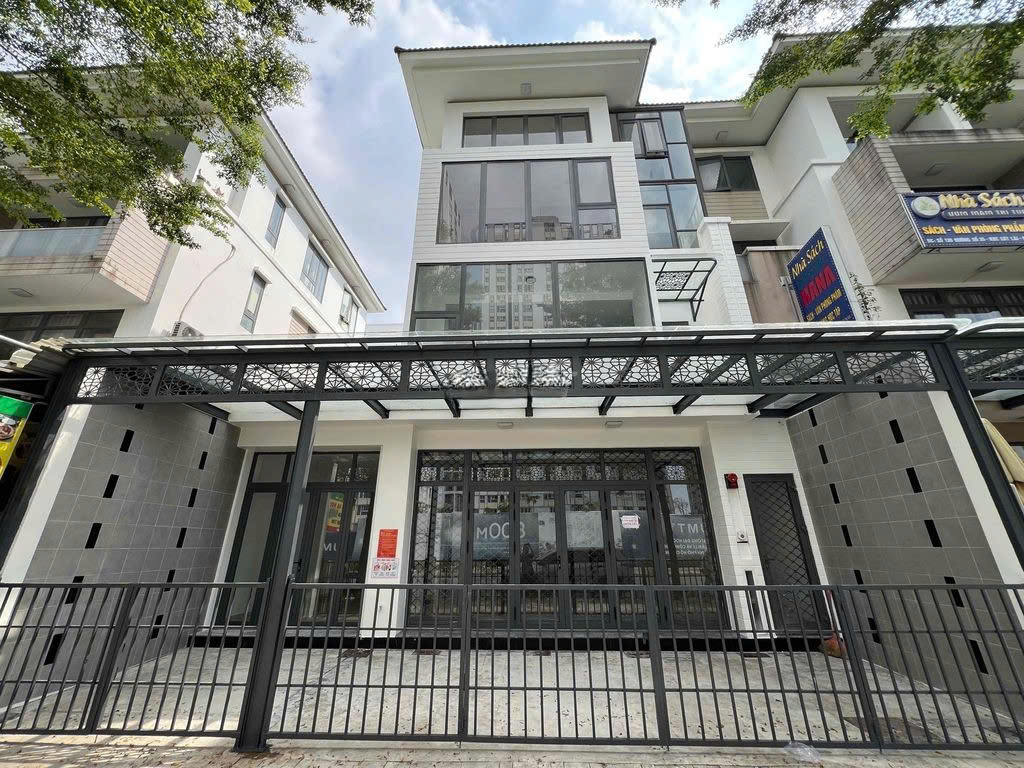 Cho thuê nhà mặt tiền đường số 35 Quận 2