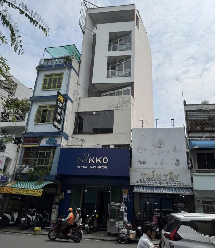 Cho thuê nhà mặt tiền đường Sư Vạn Hạnh Quận 10