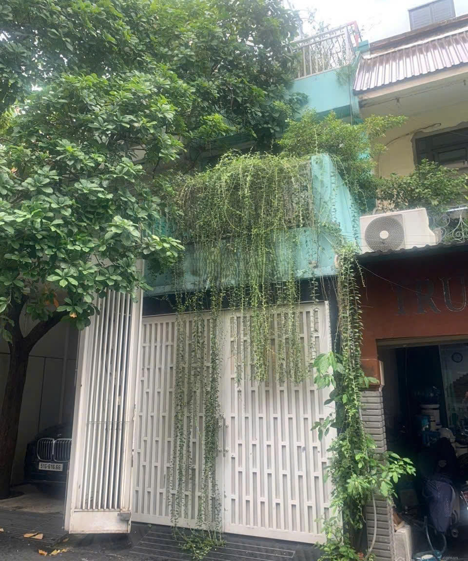 Cho thuê nhà mặt tiền đường Trần Doãn Khanh Quận 1