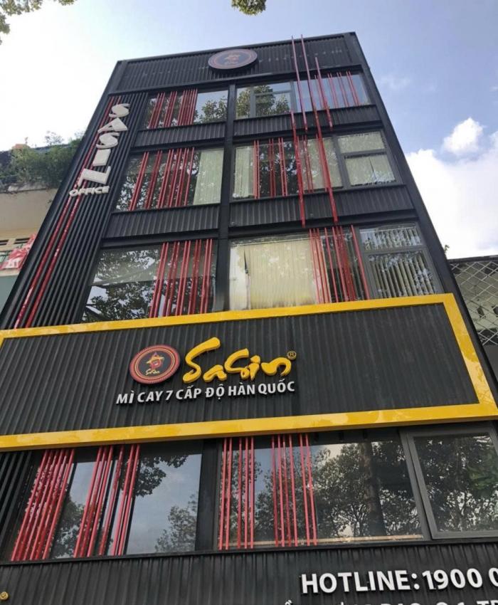 Cho thuê nhà mặt tiền đường Trần Hưng Đạo Quận 1