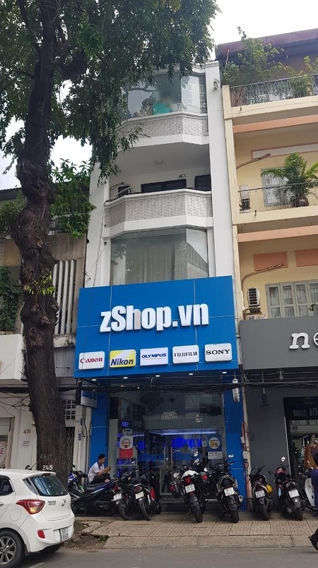 căn nhà 4x18m2 1 trệt 3 lầu giá 4000usd /tháng tại quận 3