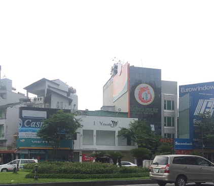 Cho thuê nhà mặt tiền nguyên căn đường Trường Sơn quận Tân Bình