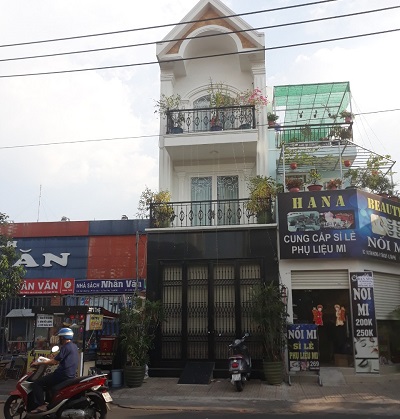 Cho thuê nhà mặt tiền tân hương tân phú