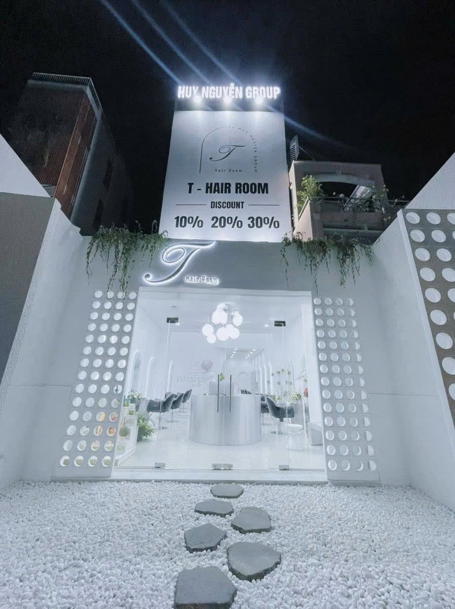 Cho thuê nhà nguyên căn mặt tiền đường Nơ Trang Long quận Bình Thạnh