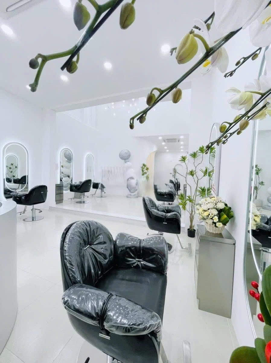 Cho thuê nhà nguyên căn mặt tiền đường Nơ Trang Long quận Bình Thạnh