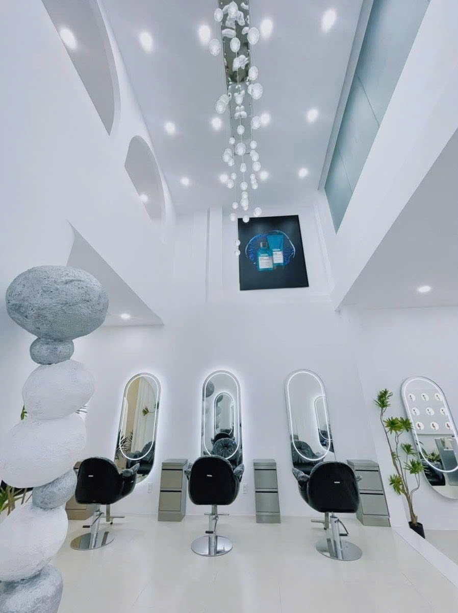 Cho thuê nhà nguyên căn mặt tiền đường Nơ Trang Long quận Bình Thạnh