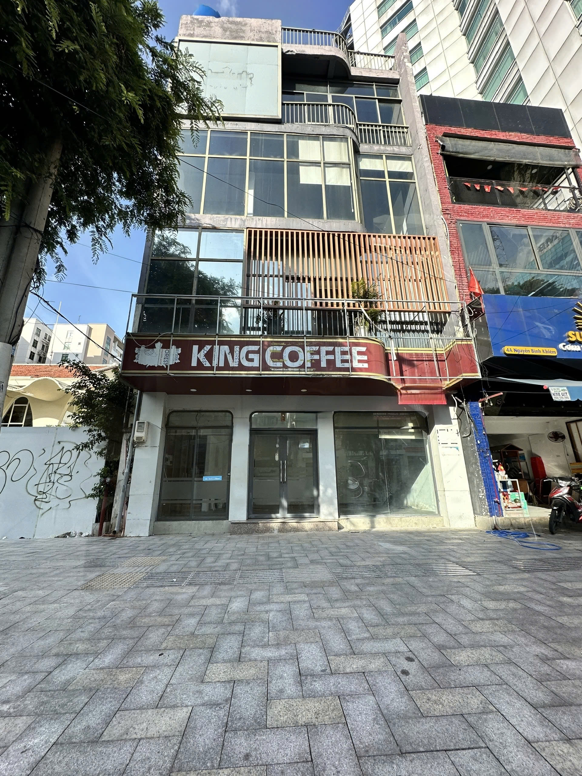 Cho thuê nhà nguyên căn mặt tiền Quận 1 đường Nguyễn Bỉnh Khiêm