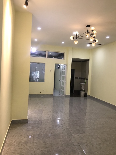 Cho thuê nhà quận Phú Nhuận, cho thuê nhà mặt tiền đường Nguyễn Đình Chính
