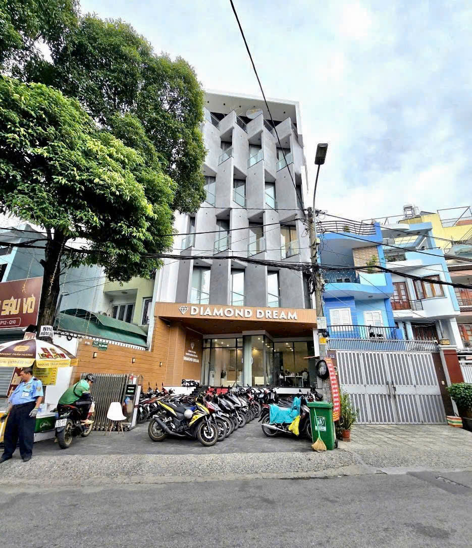 Cho thuê tòa nhà đường Hoàng Dư Khương