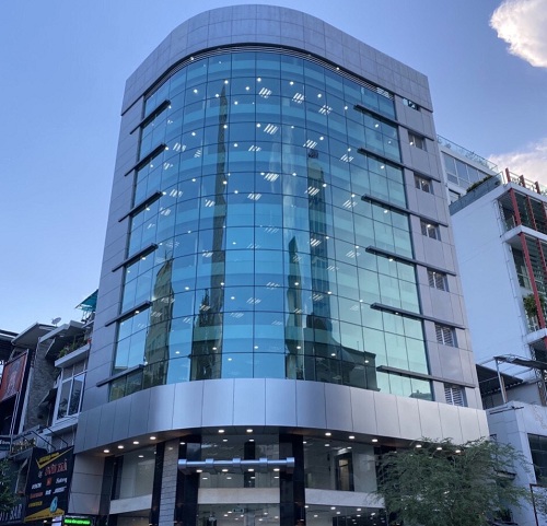 Cho thuê toà nhà đường Huỳnh Thúc Kháng Quận 1