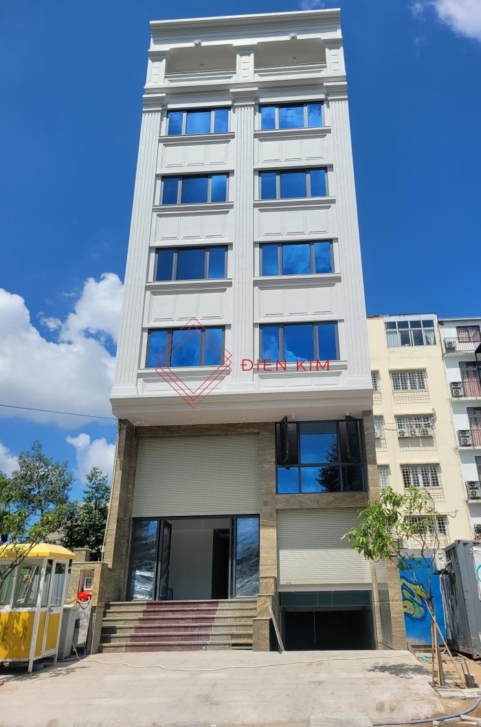 Cho thuê tòa nhà mặt tiền đường Nguyễn Văn Kỉnh P. Thạnh Mỹ Lợi Quận 2