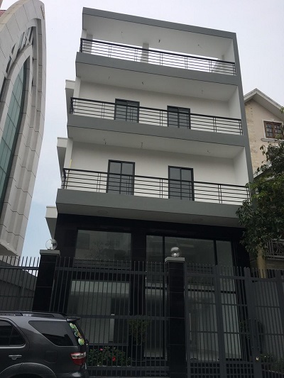 Cho thuê tòa nhà mặt tiền đường Trần Não quận 2 1 hầm 3 lầu