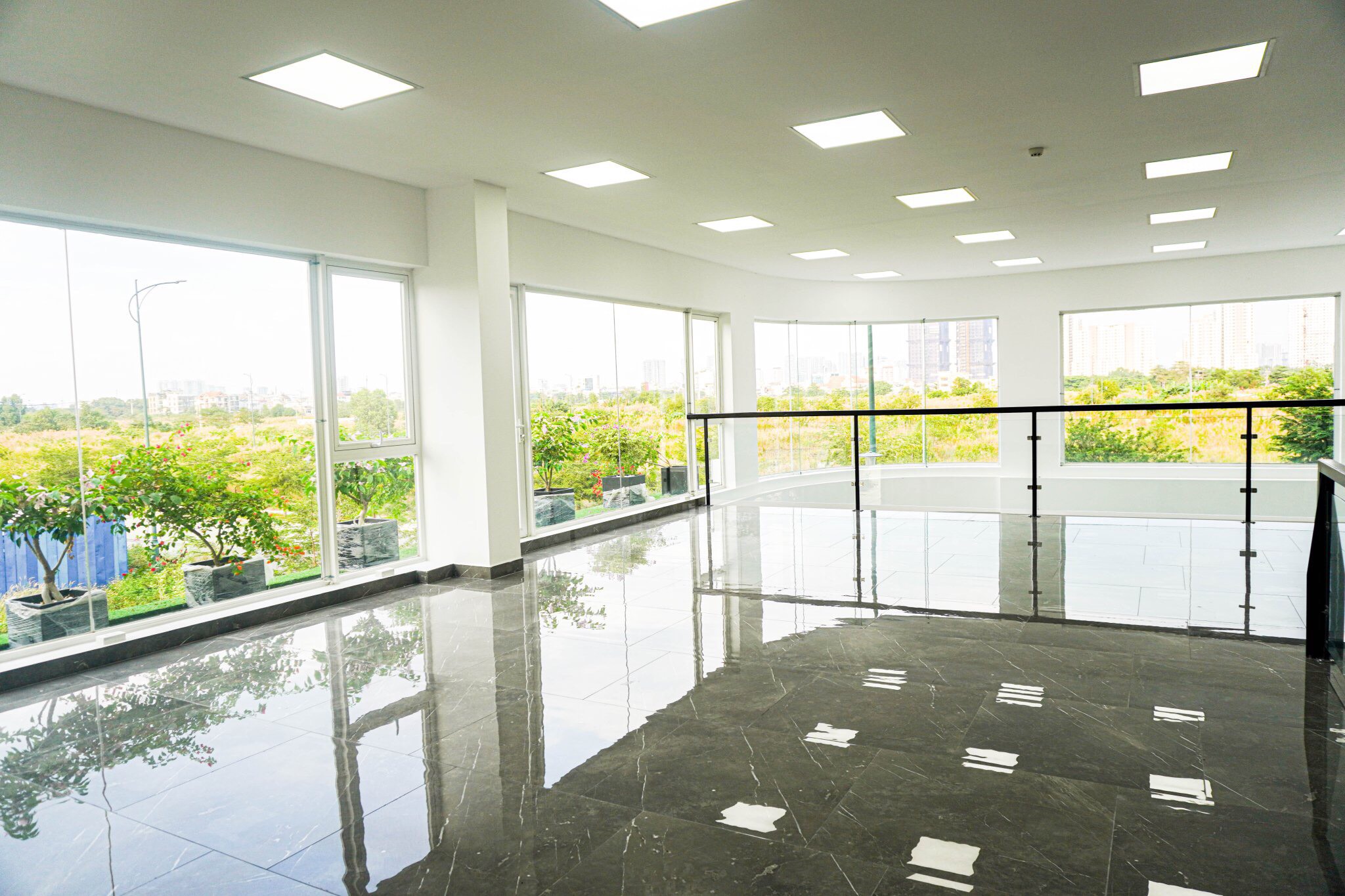 Cho thuê toà nhà văn phòng quận 2, cho thuê nhà 2 mặt tiền khu lakeview