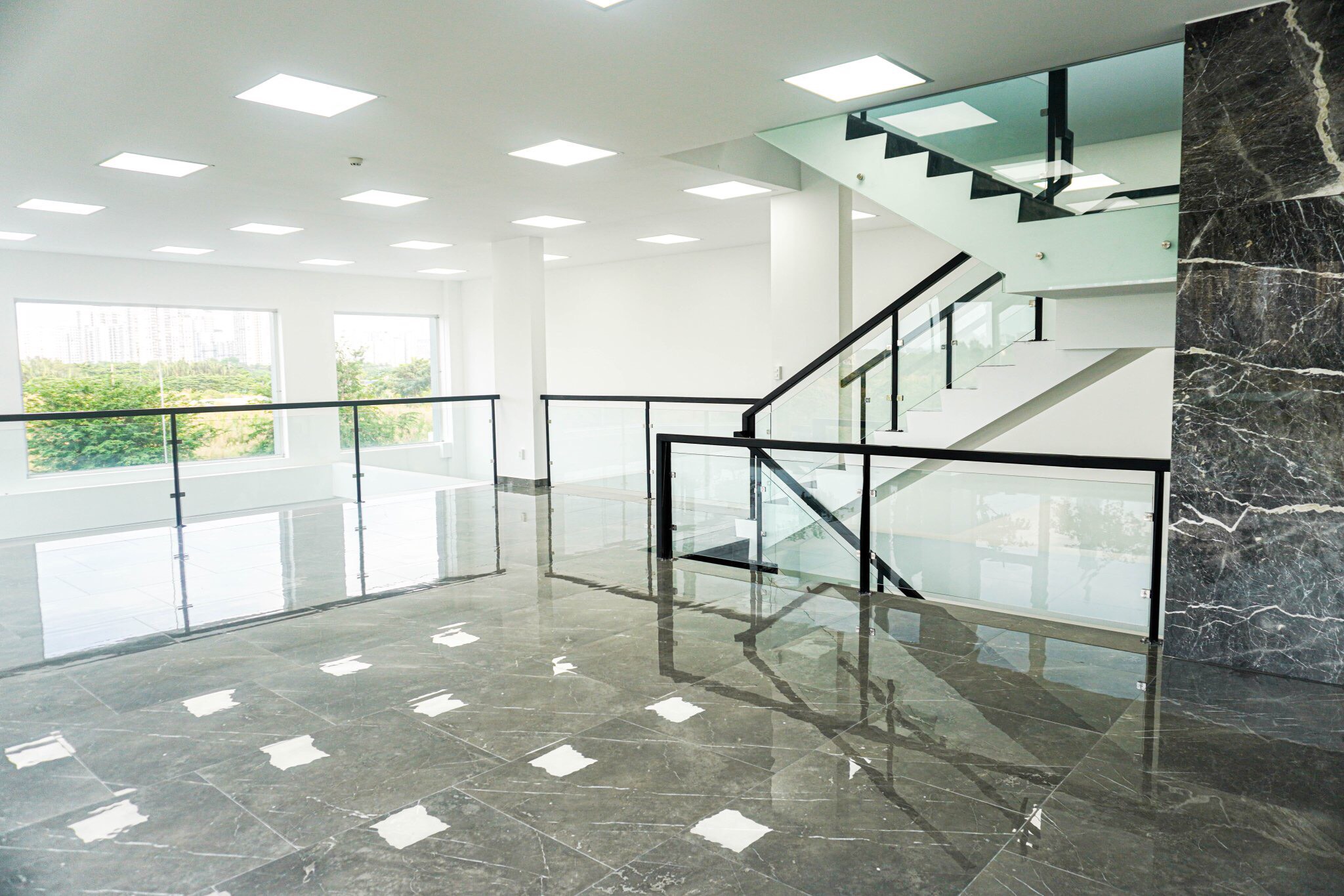 Cho thuê toà nhà văn phòng quận 2, cho thuê nhà 2 mặt tiền khu lakeview