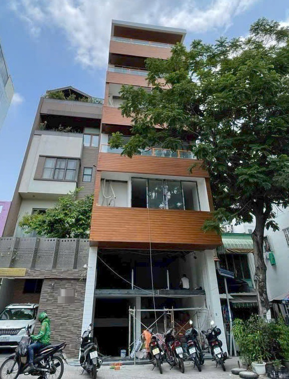 Tòa Nhà Mặt Tiền Hot Nhất Quận 1, Cho Thuê Ngay Trên Đường Hoàng Sa