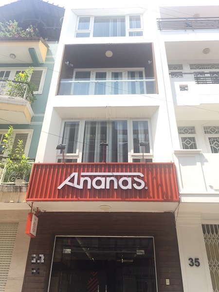 Có nhà cho thuê nguyên căn mặt tiền đường Hoa Hồng, Quận Phú Nhuận