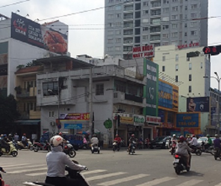 Có nhà cho thuê nguyên căn mặt tiền đường Phan Đăng Lưu, Quận Phú Nhuận