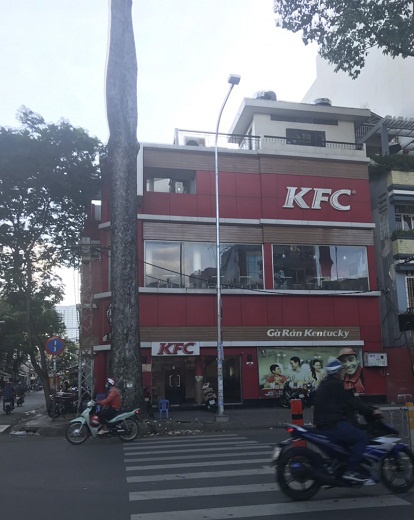 Nhà cho thuê nguyên căn mặt tiền đường Nguyễn Tri Phương quận 10