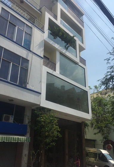 Nhà mặt tiền đường Hoàng Dư Khương phường 12 quận 10 8x16m