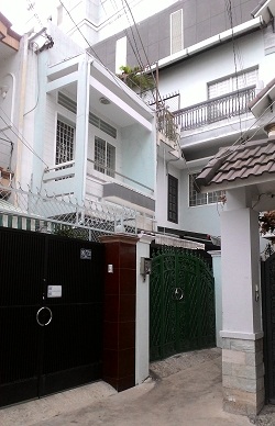 Nhà cho thuê nguyên căn Phan Đăng Lưu quận Phú Nhuận