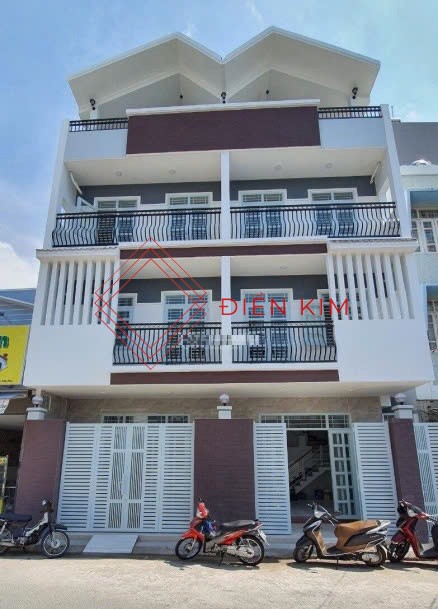 Nhà mặt tiền Âu Cơ, cho thuê nhà Quận Tân Phú