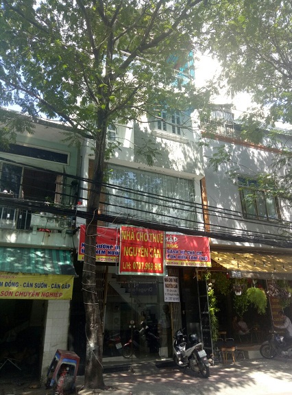 Nhà nguyên căn cho thuê mặt tiền Nguyễn Hồng Đào quận Tân Bình