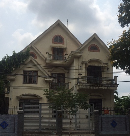Thuê nhà quận 2, cho thuê nhà nguyên căn mặt tiền đường Nguyễn Văn Hưởng