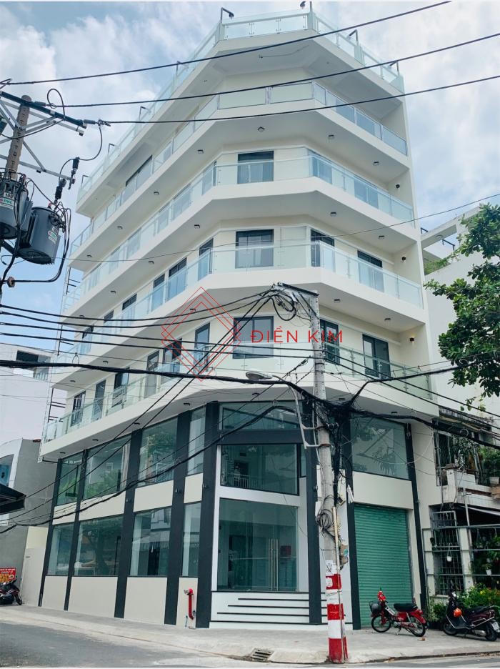 Cho thuê tòa nhà nguyên căn mặt tiền đường Bàu Cát quận Tân Bình