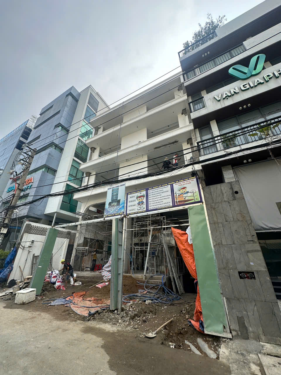Tòa nhà cho thuê hẻm 400 đường Ung Văn Khiêm Quận Bình Thạnh