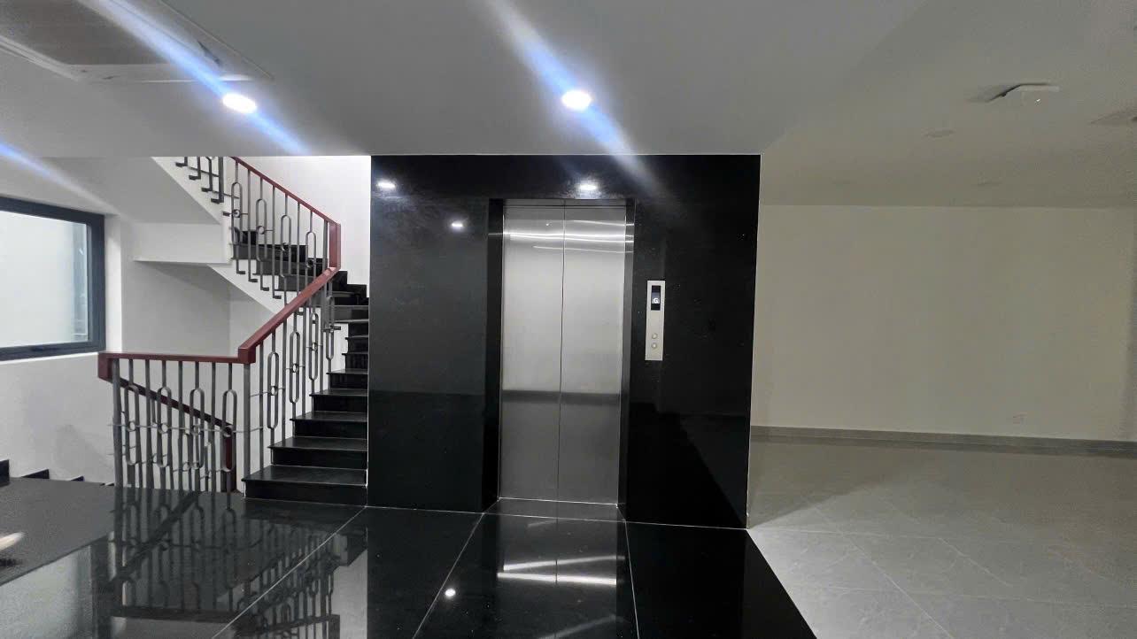 Tòa nhà cho thuê mặt tiền 191 Nam Kỳ Khởi Nghĩa Quận 3