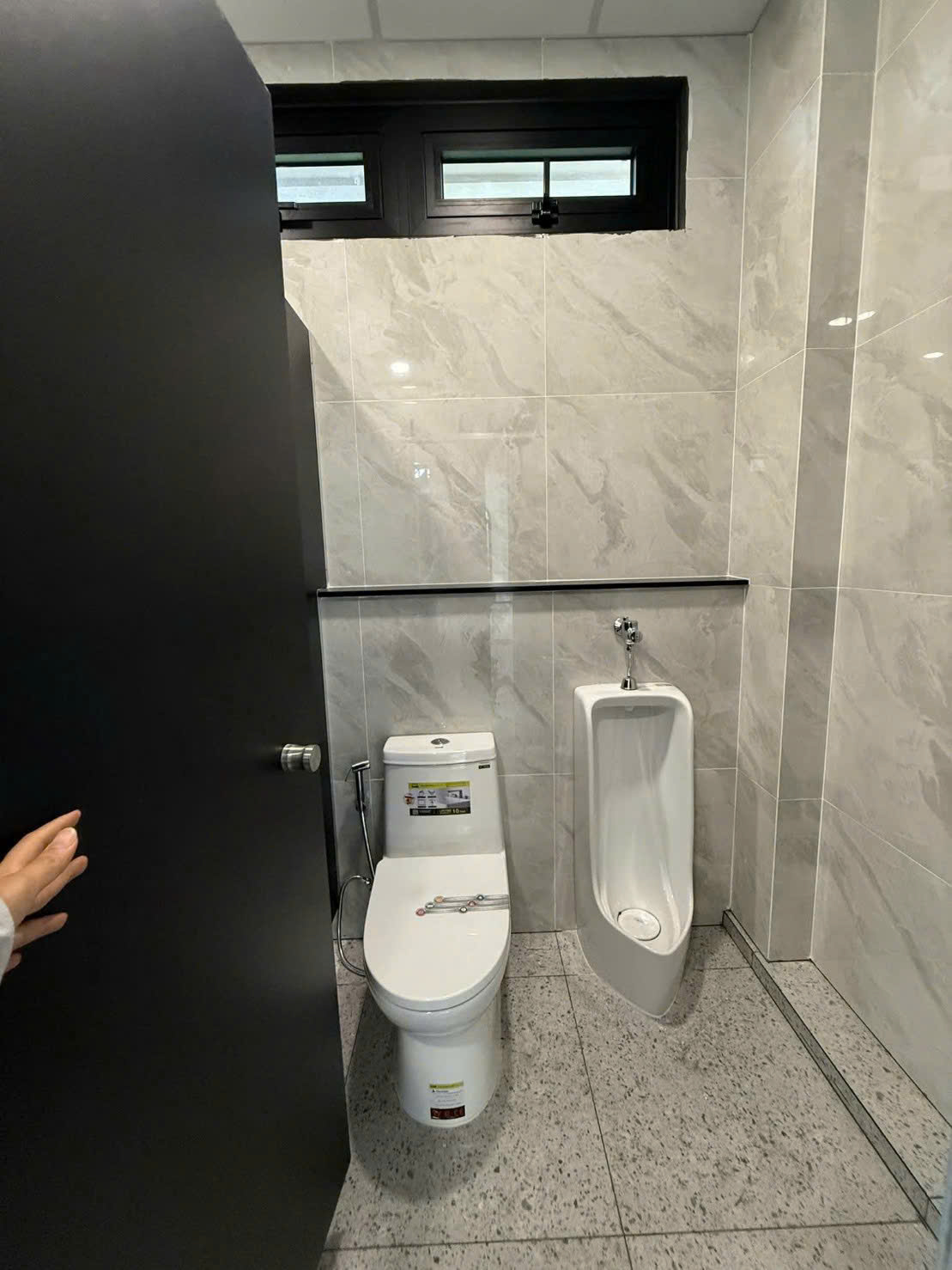 Tòa nhà cho thuê mặt tiền Lê Hiến Mai P. Thạnh Mỹ Lợi Quận 2