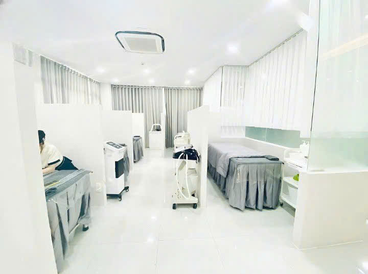 Tòa nhà văn phòng vị trí đắc địa Nguyễn Thị Minh Khai Quận 1