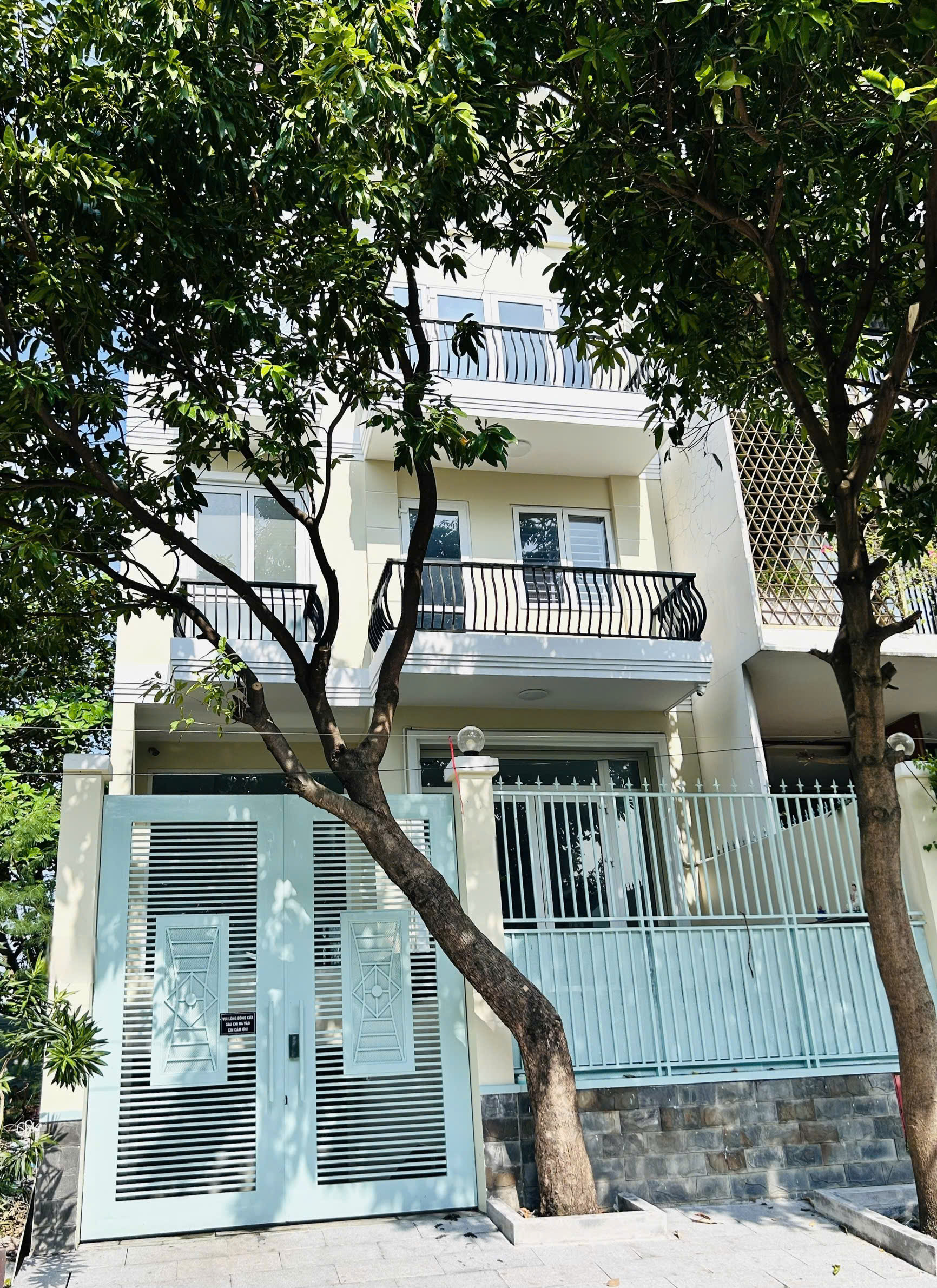 Villa cho thuê khu Phổ Quang quận Phú Nhuận