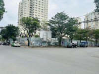 Cho thuê đất 2 mặt tiền đường Nguyễn Văn Hưởng Thảo Điền