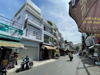 Cho thuê nhà mặt tiền đường Phan Văn Hân