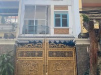 Cho thuê nhà đường Hồng Hà quận Tân Bình