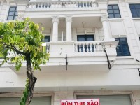 Cho thuê tòa nhà mặt tiền đường Nguyễn Văn Lượng khu Cityland Park Hills