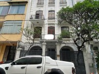 Cho thuê nhà đường Ba Tháng Hai quận 10