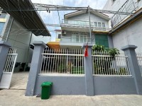 Cho thuê nhà đường Cách Mạng Tháng 8 Quận 3