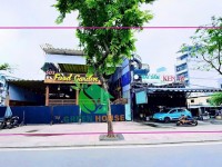 Cho thuê nhà góc 2 mặt tiền đường Phạm Văn Đồng quận Bình Thạnh