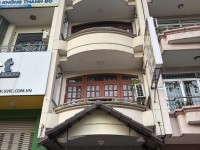Cho thuê nhà mặt tiền đường Hoàng Sa Quận 1