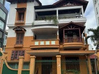 Cho thuê nhà mặt tiền đường Nguyễn Văn Trỗi quận Phú Nhuận