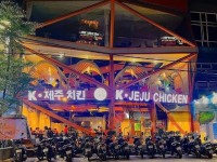 Cho thuê nhà mặt tiền nguyên căn quận Bình Thạnh đường Nguyễn Gia Trí