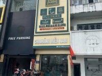 Cho thuê nhà nguyên căn mặt tiền Quận 1 đường Trần Hưng Đạo