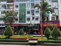 Tòa nhà cho thuê 47-49-51 Phan Xích Long Quận Phú Nhuận