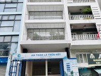 Tòa nhà cho thuê mặt tiền 39 Hồng Hà Quận Tân Bình